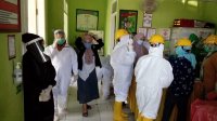 20 orang menjalani swab test karena diduga pernah kontak langsung dengan pasien positif di Puskesmas Bulukunyi, Sabtu 30 Mei 2020. (Ist)