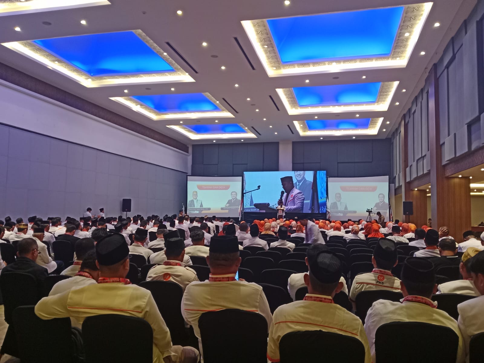 56232fb7-b313-4183-b85e-f0e6c9a12cb2