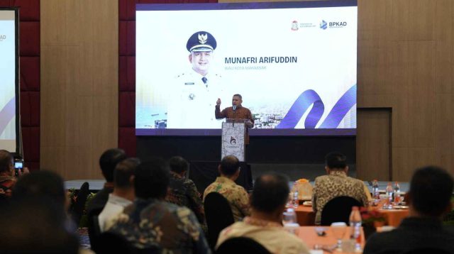 Munafri Arifuddin saat membuka Sosialisasi Kebijakan Pengelolaan Keuangan Daerah dalam rangka mendukung program prioritas Pemerintah Kota (Pemkot) Makassar yang dikemas dalam Forum Group Discussion (FGD) di Hotel Gammara, Sabtu (25/7/2026). (Humas Pmkota Makassar)