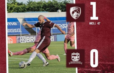 Anco Jansen mencetak gol penentu kemenangan PSM atas Madura United lewat titik pinalti, Sabtu 8 Januari 2022 di Bali. (Int)