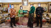 Bersama Grab, Pemprov Sulsel berupaya meningkatkan ekonomi masyarakat lewat peningkatan UMKM. (Ist)