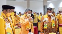 Bupati Bulukumba Andi Muchtar Ali Yusuf mendampingi Taufan Pawe di Musda Golkar Bulukumba di Hakuna Matata Bira, Minggu 28 Agustus 2021. (Ist)