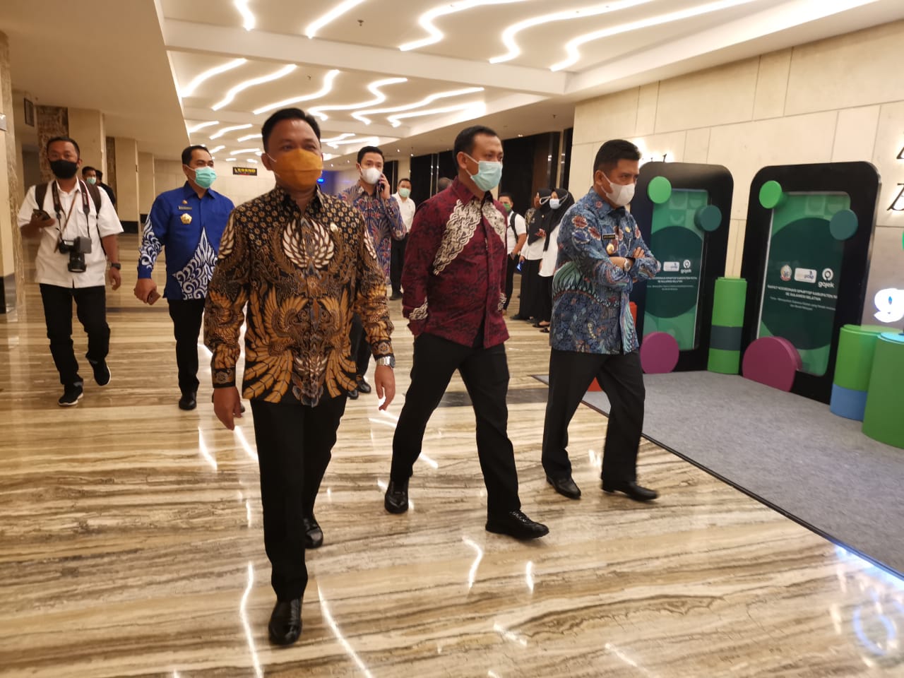 Bupati Takalar Syamsari saat menghadiri acara DPM-PTSP di Hotel Claro, Rabu 14 Oktober 2020. (Ist)