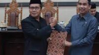 Dewan Perwakilan Rakyat Daerah (DPRD) Kota Makassar, akhirnya menetapkan Anggaran Pendapatan Belanja Daerah (APBD) Tahun 2023 dalam rapat paripurna, Rabu 30 November 2022. Dewan Perwakilan Rakyat Daerah (DPRD) Kota Makassar, akhirnya menetapkan Anggaran Pendapatan Belanja Daerah (APBD) Tahun 2023 dalam rapat paripurna, Rabu 30 November 2022..jpg