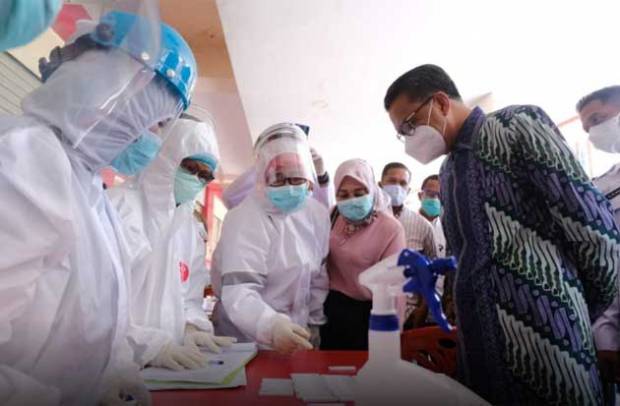 Dinkes Gowa menggelar RDT (Rapid Diagnostic Test) di Pasar Sentral Sungguminasa. (Int)