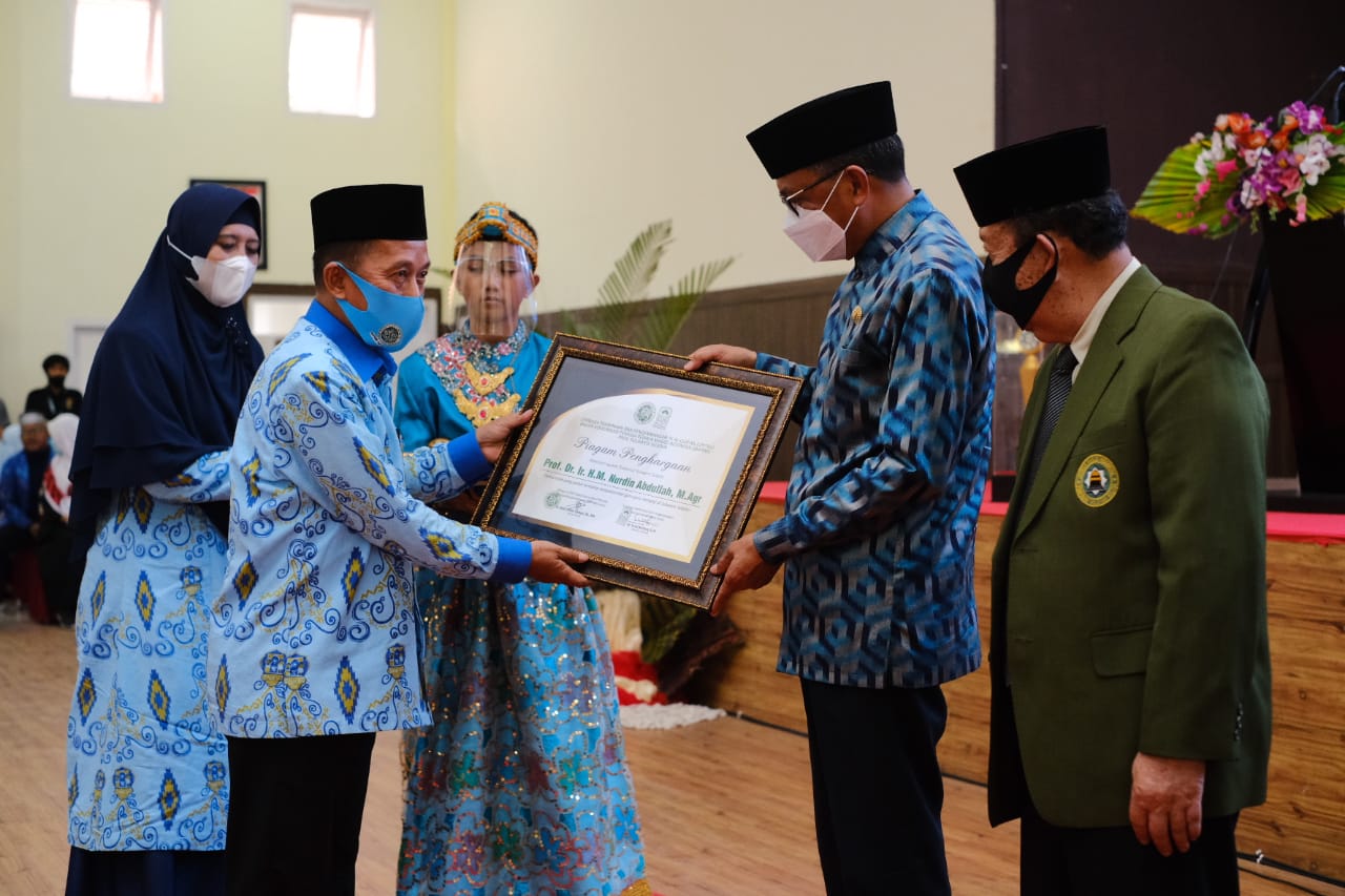 Gubenur Sulsel Nurdin Abdullah menghadiri Festival Anak Saleh di Wajo, Sabtu 28 November 2020. (Ist) Gubenur Sulsel Nurdin Abdullah menghadiri Festival Anak Saleh di Wajo, Sabtu 28 November 2020. (Ist)