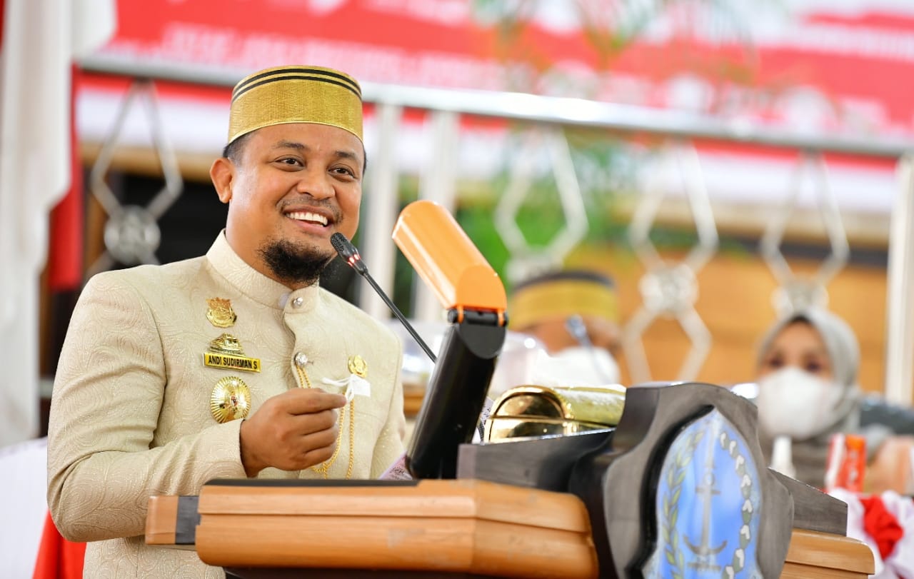 Gubernur Sulsel Andi Sudirman Sulaiman menghadiri HUT Bone, Senin 28 Maret 2022. (Dok).jpg