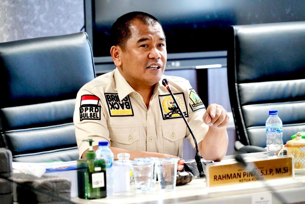 Ketua Fraksi Golkar Sulsel Rahman Pina. (Ist)