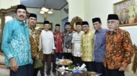 Ilham Arief Sirajuddin berbuka puasa bersama dengan sejumlah tokoh masyarakat di Bulukumba, Selasa 26 Maret 2024..(ist)