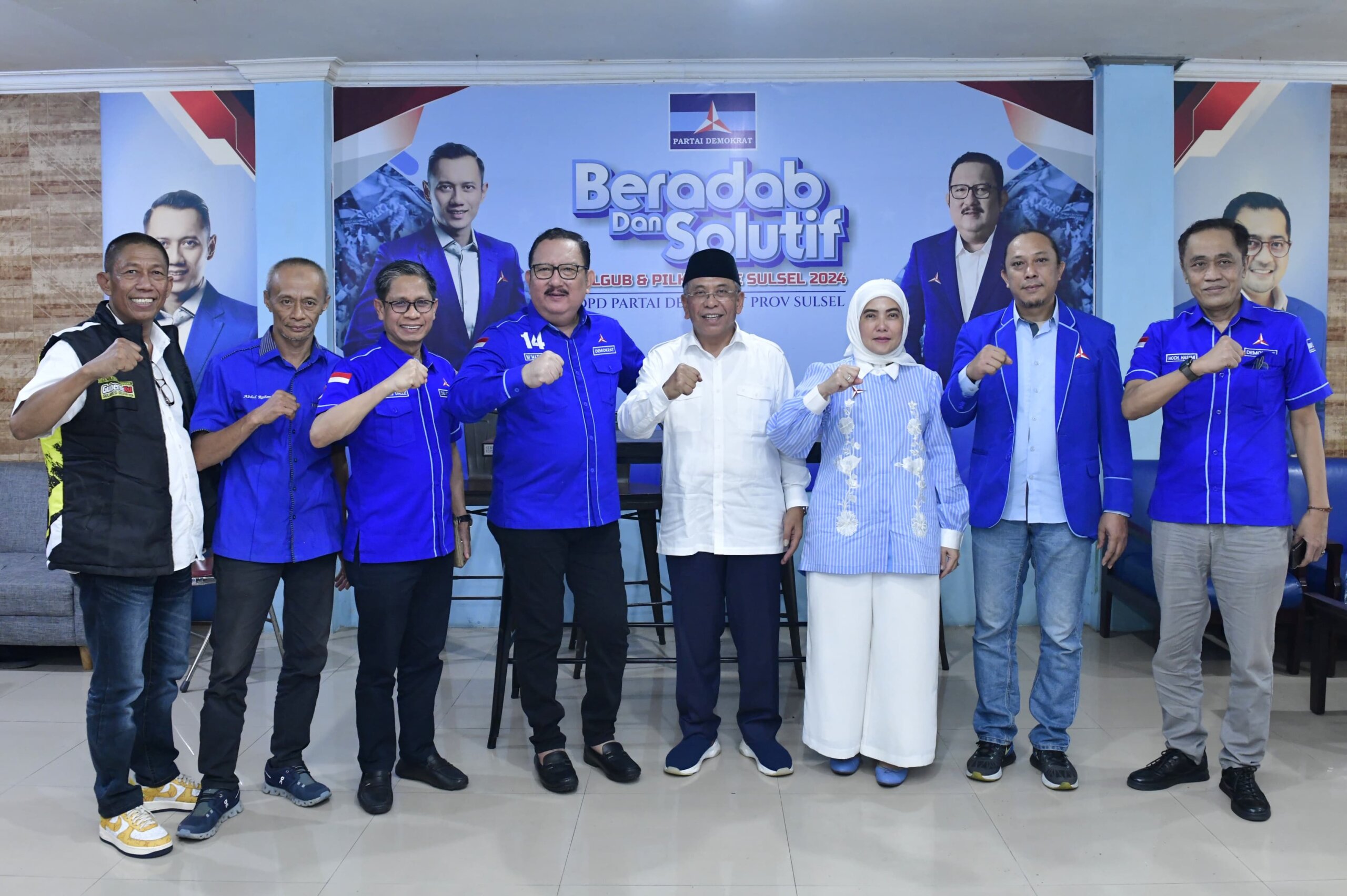 Bakal calon Gubernur Ilham Arief Sirajuddin (IAS) mendaftar di Demokrat Sulsel, Junat 17 Mei 2024. (Ist)