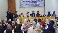 Ketua FK MBG Sulselbar H Lukman AR Gassing saat pembukaan pelatihan penjamah makanan (food handler) di Hotel Continent Makassar, Sabtu 4 Oktober 2025. (Ist)