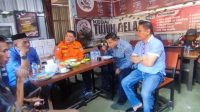 Walikota Makassar Munafri Arifuddin meluangkan waktu untuk ngopi santai di Kedai Tujuh Belas yang berlokasi di Jalan Anggrek Toddopuli, Makassar, Selasa (14/7/2026). (Ist)