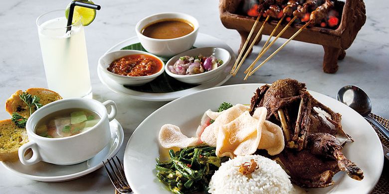 Jika anda berusia 50 tahun ke atas maka hindari makan di luar rumah. (Int) Jika anda berusia 50 tahun ke atas maka hindari makan di luar rumah. (Int)