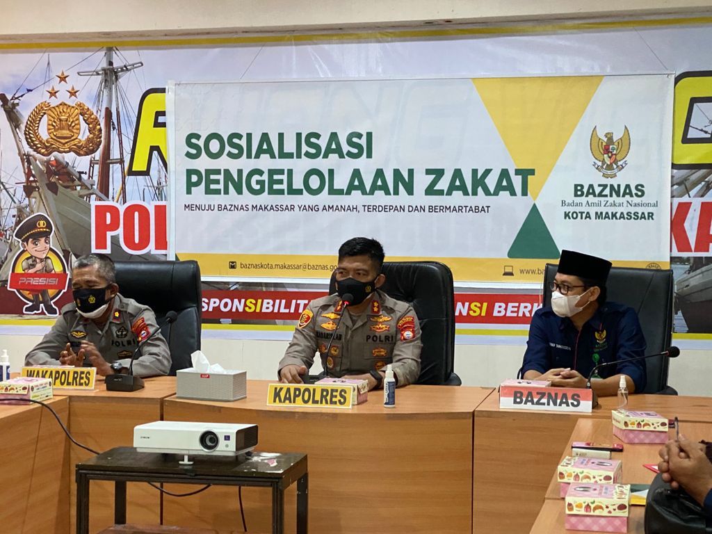 Kepala Polres Pelabuhan AKBP Kadarislam menggelar pertemuan dengan Baznas Makassar di Aula Polres Pelabuhan, Rabu 18 Agustus 2021. (Ist)