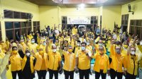 Ketua DPD I Golkar Sulsel Taufan Pawe mengobarkan semangat kader Golkar di Bulukumba untuk memenangkan pasangan Hamzah Pangki- Murniaty Makking, Senin 30 November 2020. (Ist)
