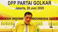 Ketua DPD I Partai Golkar Sulsel Nurdin Halid saat membacakan nama kandidat yang akan diusung di sejumlah Pilkada di Sulsel. (Int)