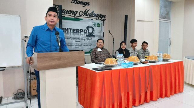 Ketua DPRD Makassar Rudianto Lallo saat berbicara di depan puluhan mahasiswa UIN di Rujab Ketua DPRD Makassar, Sabtu 25 Juni 2022. (Ist).jpg