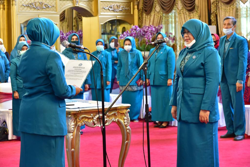 Ketua TP PKK Kota Makassar dilantik. (Ist)