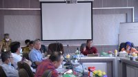 Komsi D DPRD Sulsel menggelar rapat kerja dengan Dinas Energi dan Sumber Daya Energi Sulsel, Selasa 8 Juni 2021. (Dok Manifesto)