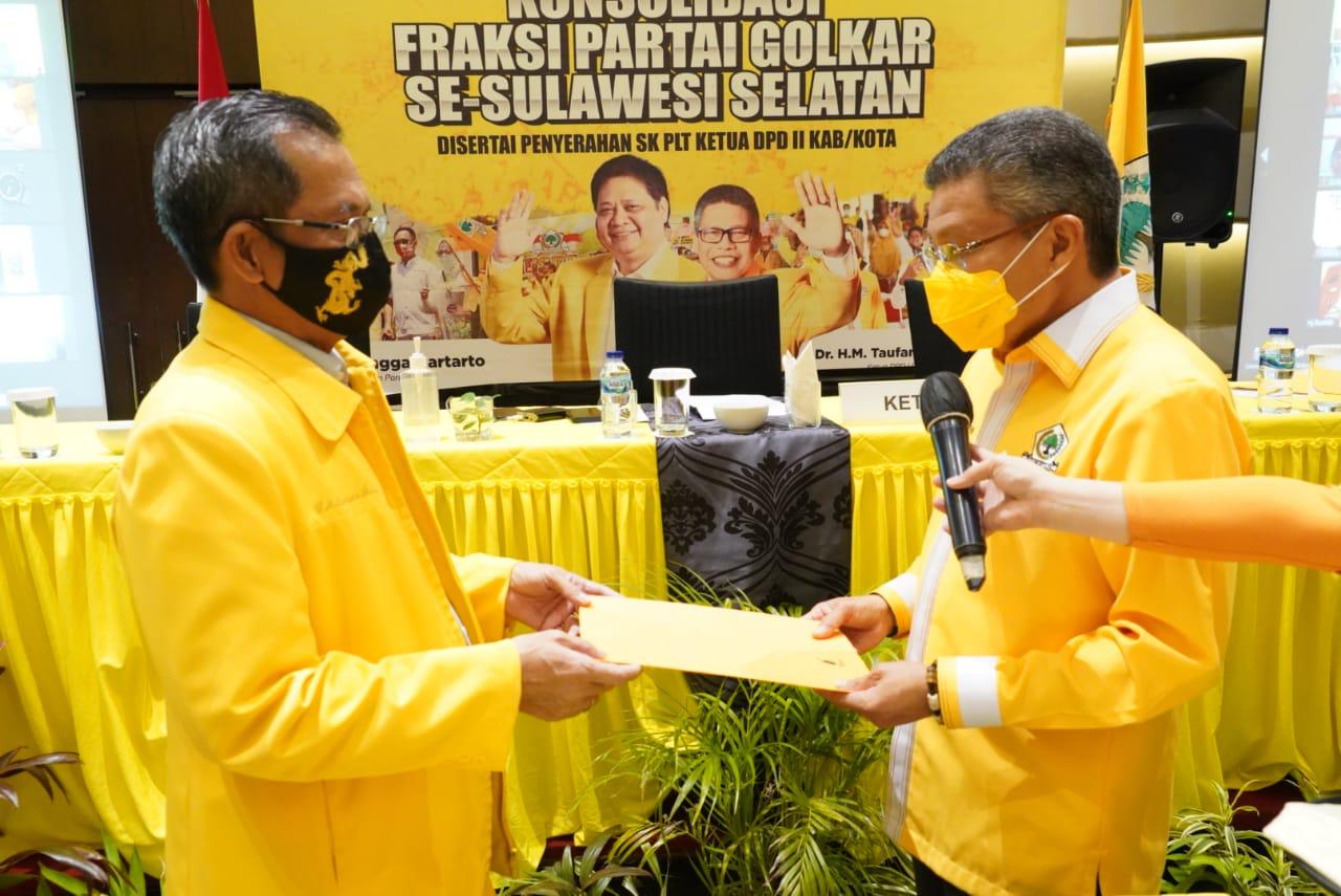 Mantan Ketua Kadin Sulsel Zulkarnain Arief ditunjuk sebagai Plt Ketua Golkar Takalar di Hotel Novotel, Selasa 5 Januari 2021. (Ist)