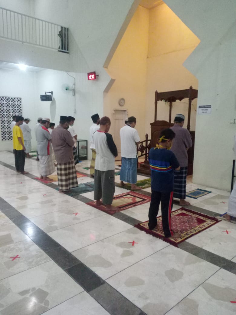 Masjid Nurul Rahman di BTN Bontomate'ne, kecamatan Pattalassang akhirnya dibuka kembali usai imamnya dinyatakan positif Covid 19. (Ist)