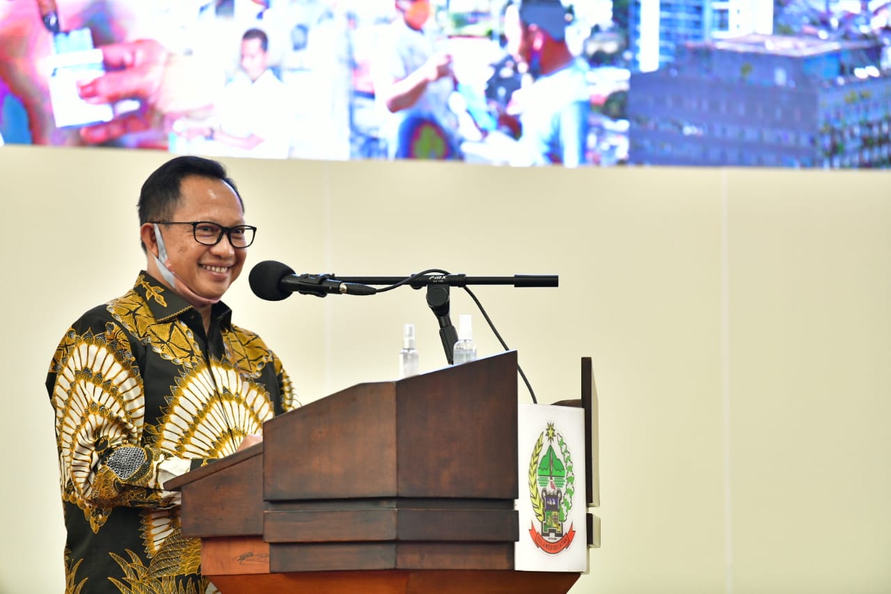 Mendagri Tito Karnavian memberikan arahan terkait pilkada serentak di Sulsel. (Ist)