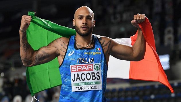 Pelari Italia Lamont Jacobs meraih medali emas lari 100 meter putra di Olimpiade Tokyo. (Int)