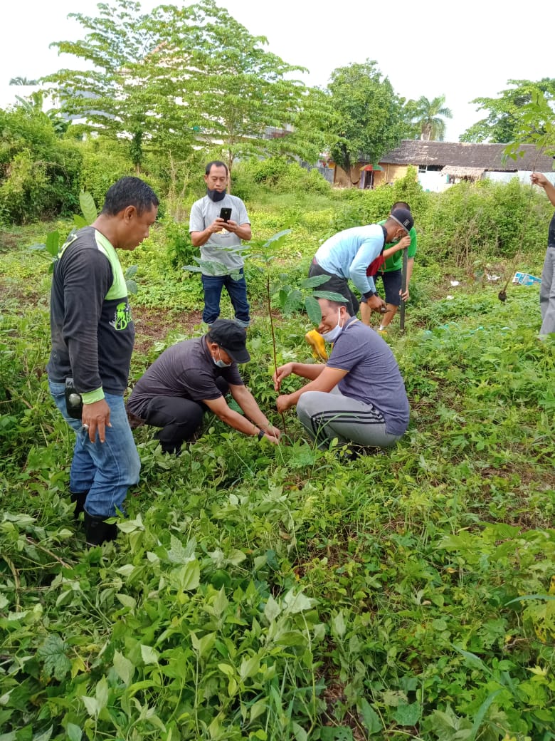 Penanaman pohon di areal perkotaan Takalar, Sabtu 12 Desember 2020. (Ist)