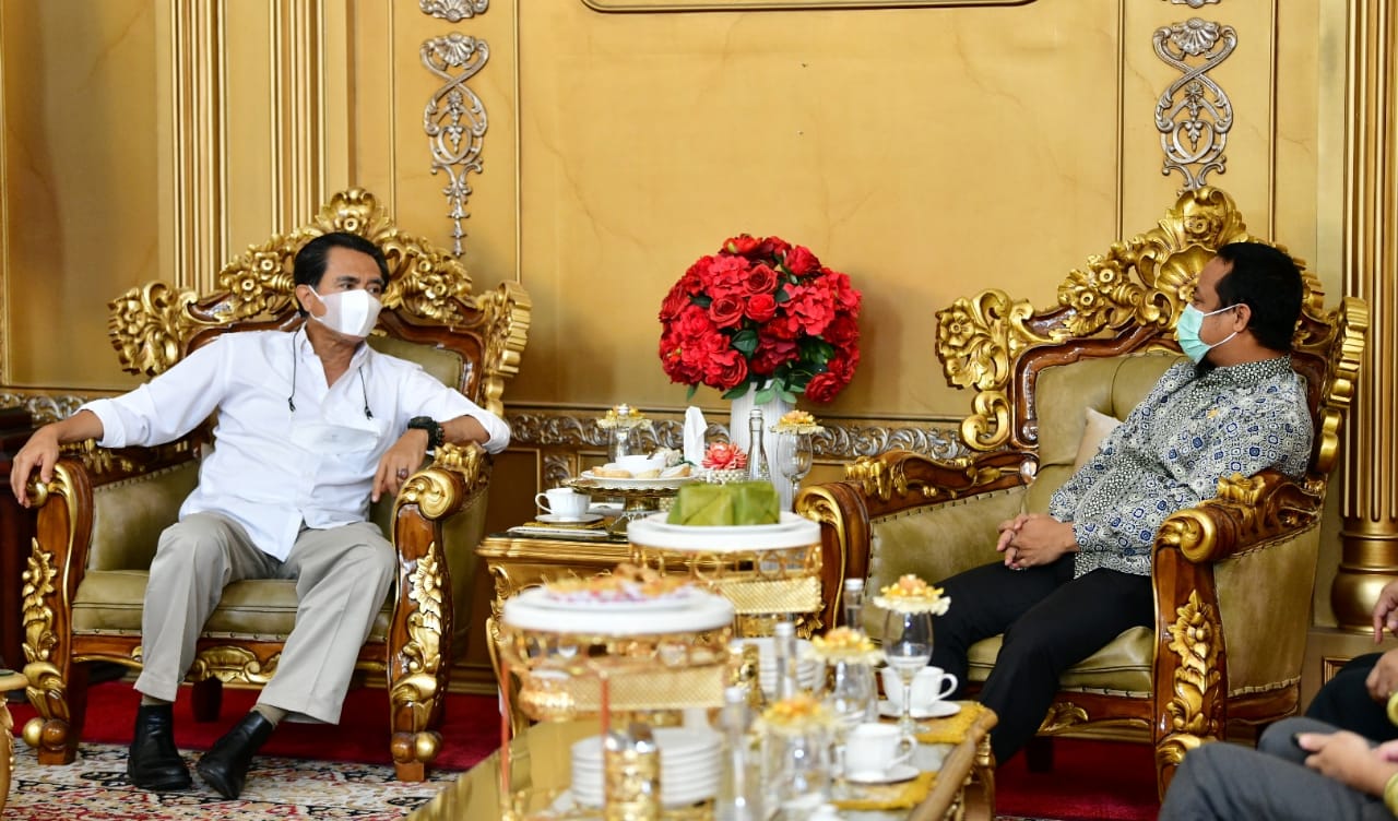 Plt Gubernur Andi Sudirman Sulaiman menerima duta besar untuk Mesir. (Int)