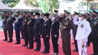 Plt Gubernur Sulsel Andi Sudirman saat hadir di peringatan HUT TNI. (Int) Plt Gubernur Sulsel Andi Sudirman saat hadir di peringatan HUT TNI. (Int)