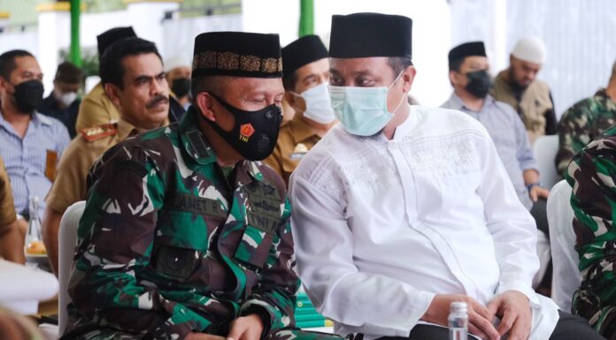 Plt Gubernur Sulsel Sudirman Sulaiman mengikuti kajian membangun keluarga samara, Senin 15 November 2021. (Int) Plt Gubernur Sulsel Sudirman Sulaiman mengikuti kajian membangun keluarga samara, Senin 15 November 2021. (Int)