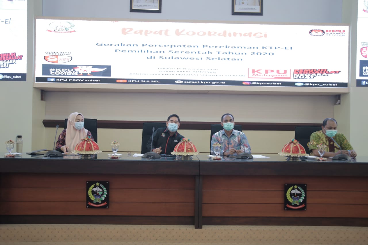 Sekda Sulsel rapat bersama komisioner KPU Sulsel. (Ist)