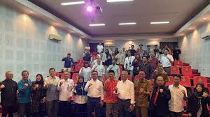 Sekdis Kominfo Sulsel Sultan Rakib saat menjadi pembicara di Fakultas FISIP Unhas, Senin 19 Agustus 2024. (Ist)