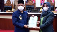 Semua fraksi di DPRD Sulsel menerima LKPJ Gubernur tentang pelaksnaan APBD 2020, Jumat 16 Juli 2021. (Int)