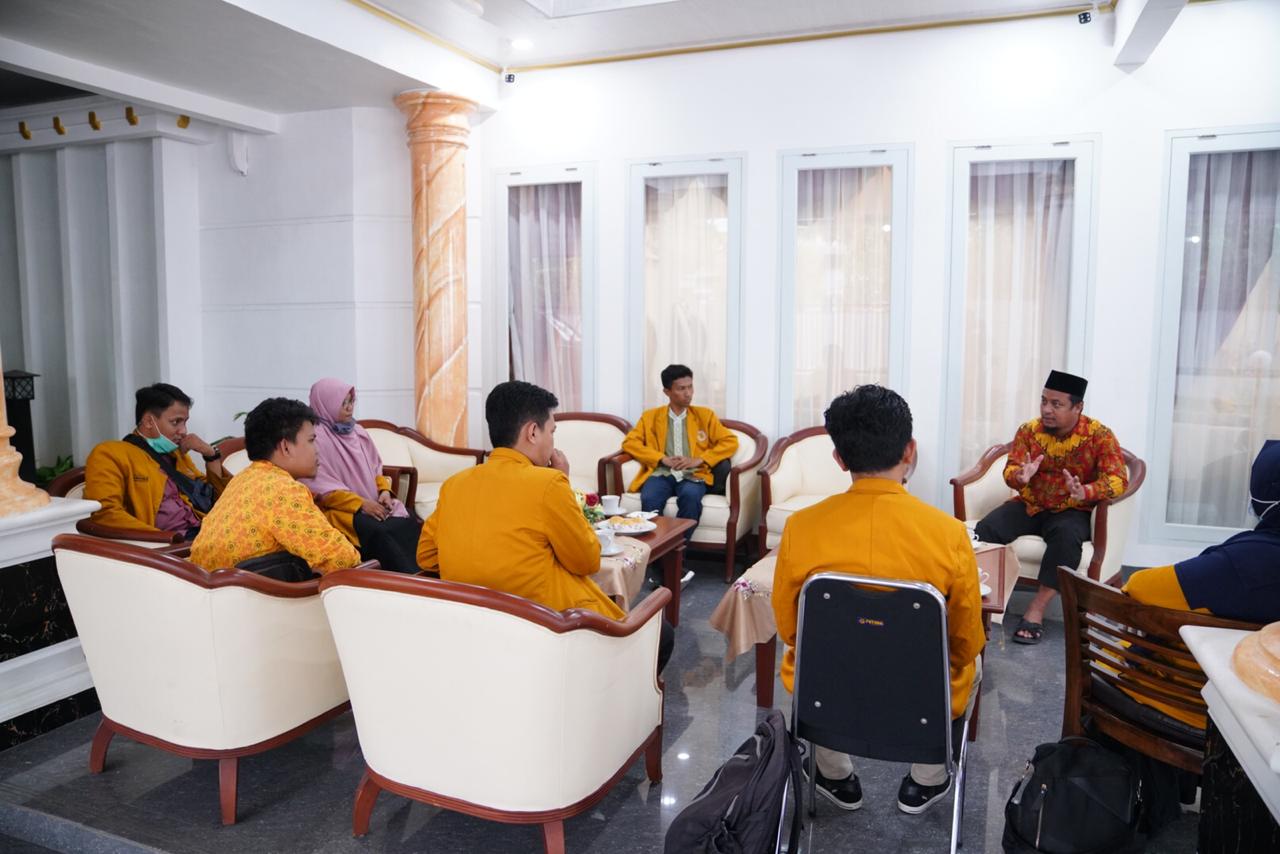 Wagub Sulsel saat menerima pengurus IPM Sulsel. (Ist)