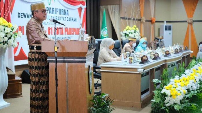 Wakikota Parepare Taufan Pawe saat memberikan sambutan dalam paripurna peringatan HUT Parepare 61. (Ist)