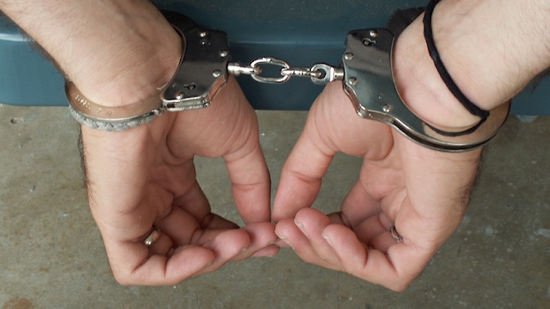 Wartawan gadungan alias abal- abal diringkus aparat usai memeras kepala sekolah di Bantul. (Ilustrasi Int)