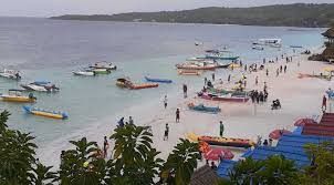 Wisata Pantai Bira mulai ramai pengunjung pasca ditutup beberapa waktu lalu. (Int)