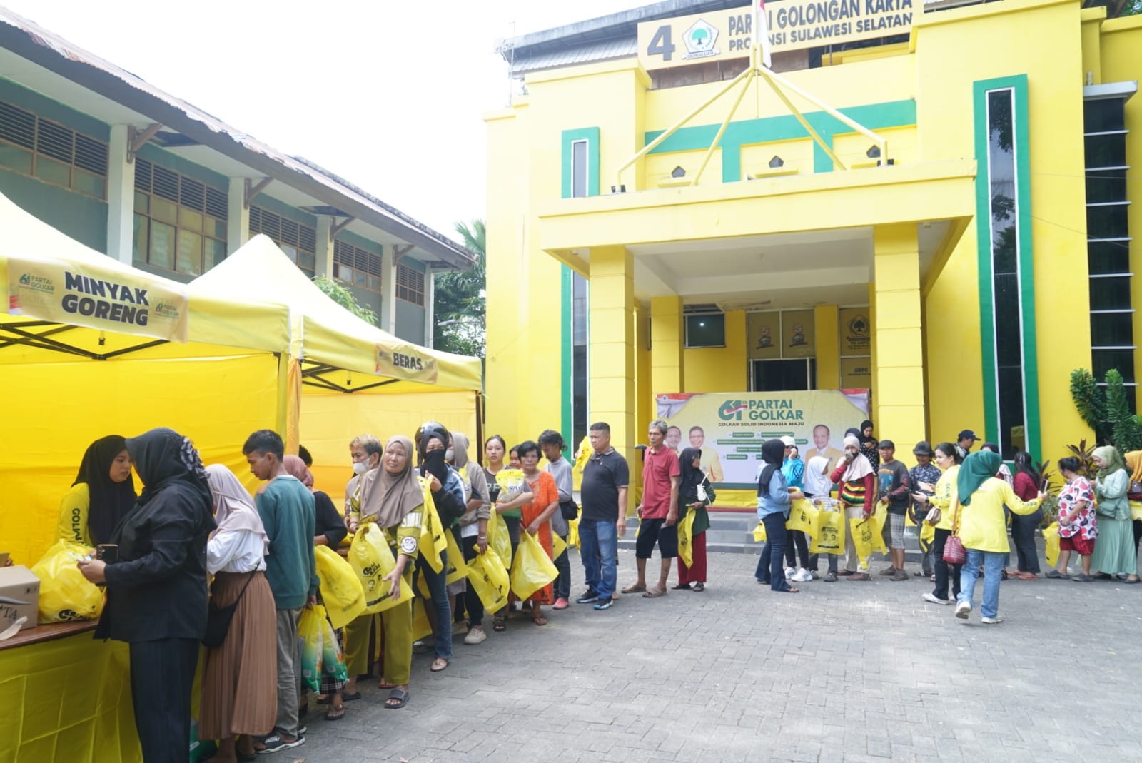 cf924c9a-b702-4909-887f-31dba5fb9d62