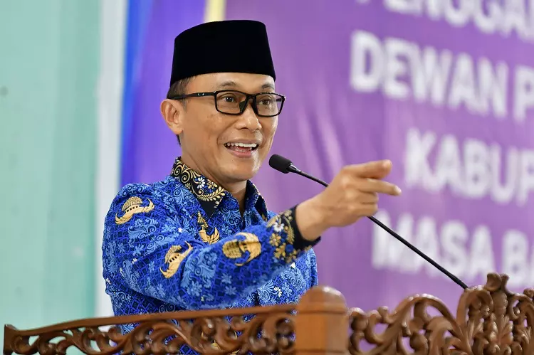 Mendagri Nobatkan Prof Zudan Jadi Pj Gubernur Terbaik Se Indonesia Manifesto Id