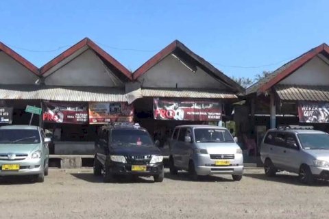 PD Terminal Makassar mendukung DPRD Makassar menggodok aturan penindakan terminal bayangan. (Int,)